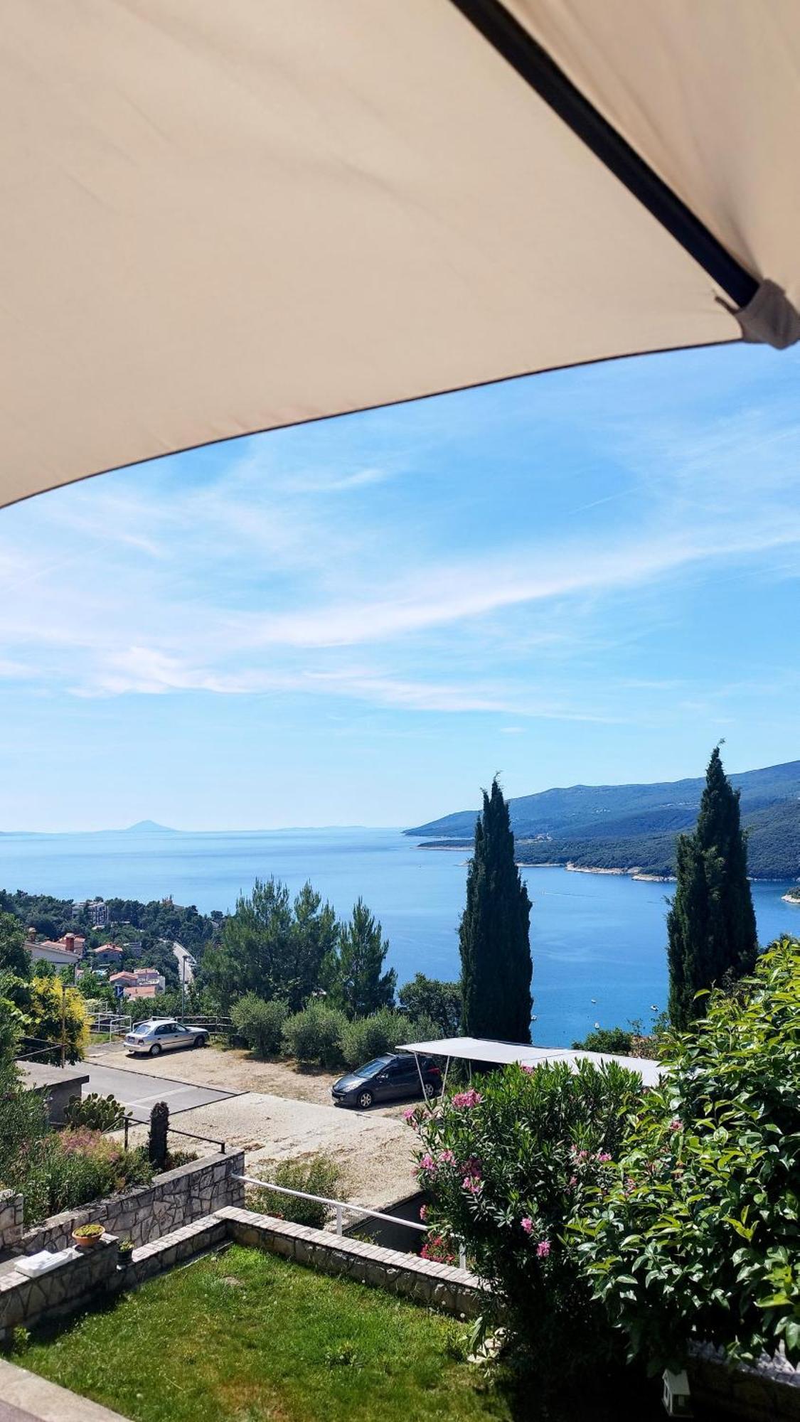 Apartment Sandra Rabac