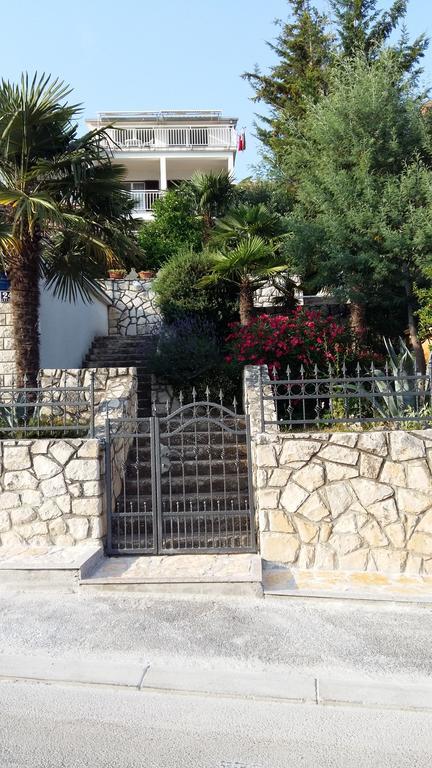 Apartment Sandra Rabac